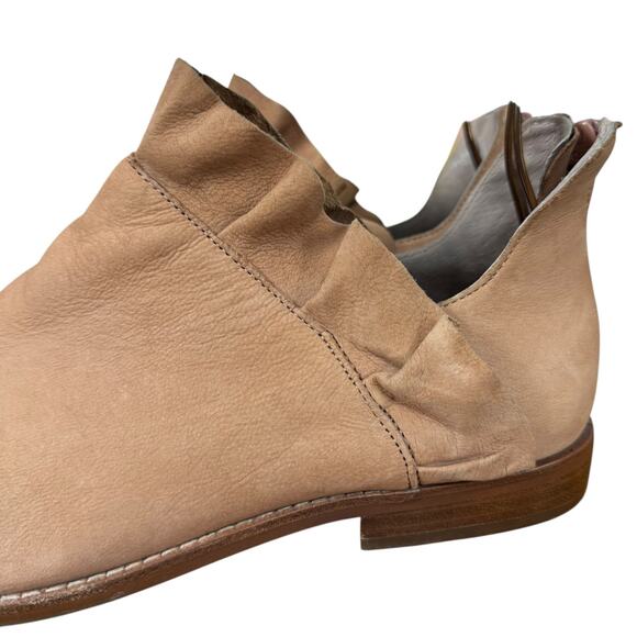 Sole Society Brinya Suede Ruffle Ankle Boots Booties Slip On Shoes Blush sz 10 - Picture 9 of 16